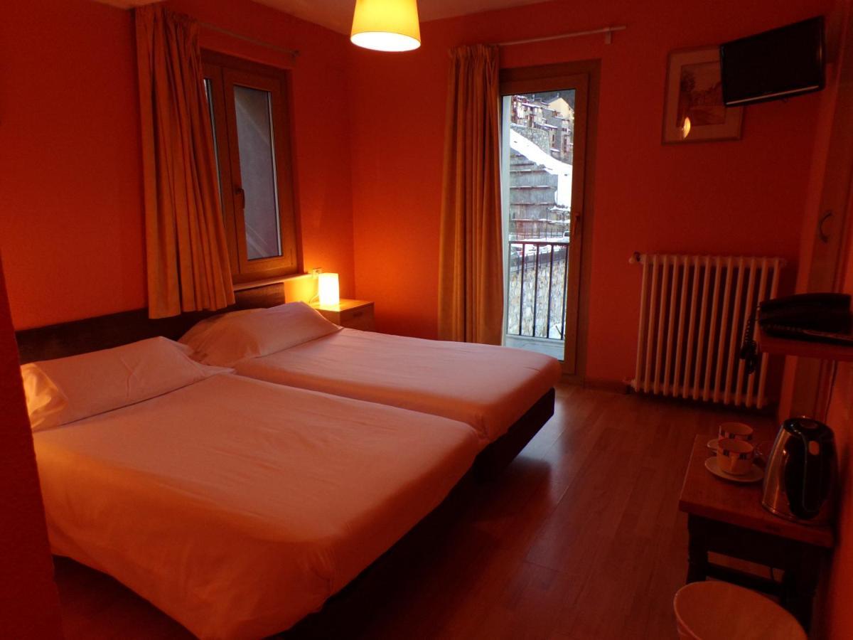 Hotel Roc De St Miquel & Apartment Soldeu Exterior photo