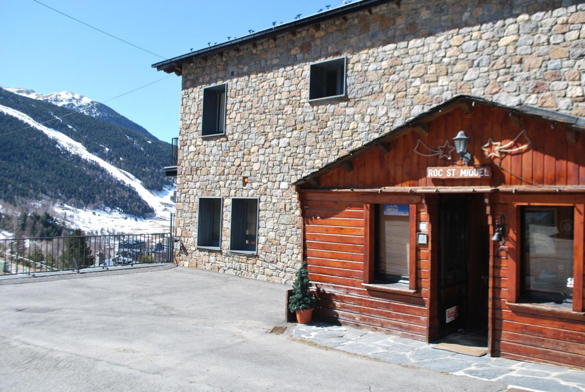 Hotel Roc De St Miquel & Apartment Soldeu Exterior photo